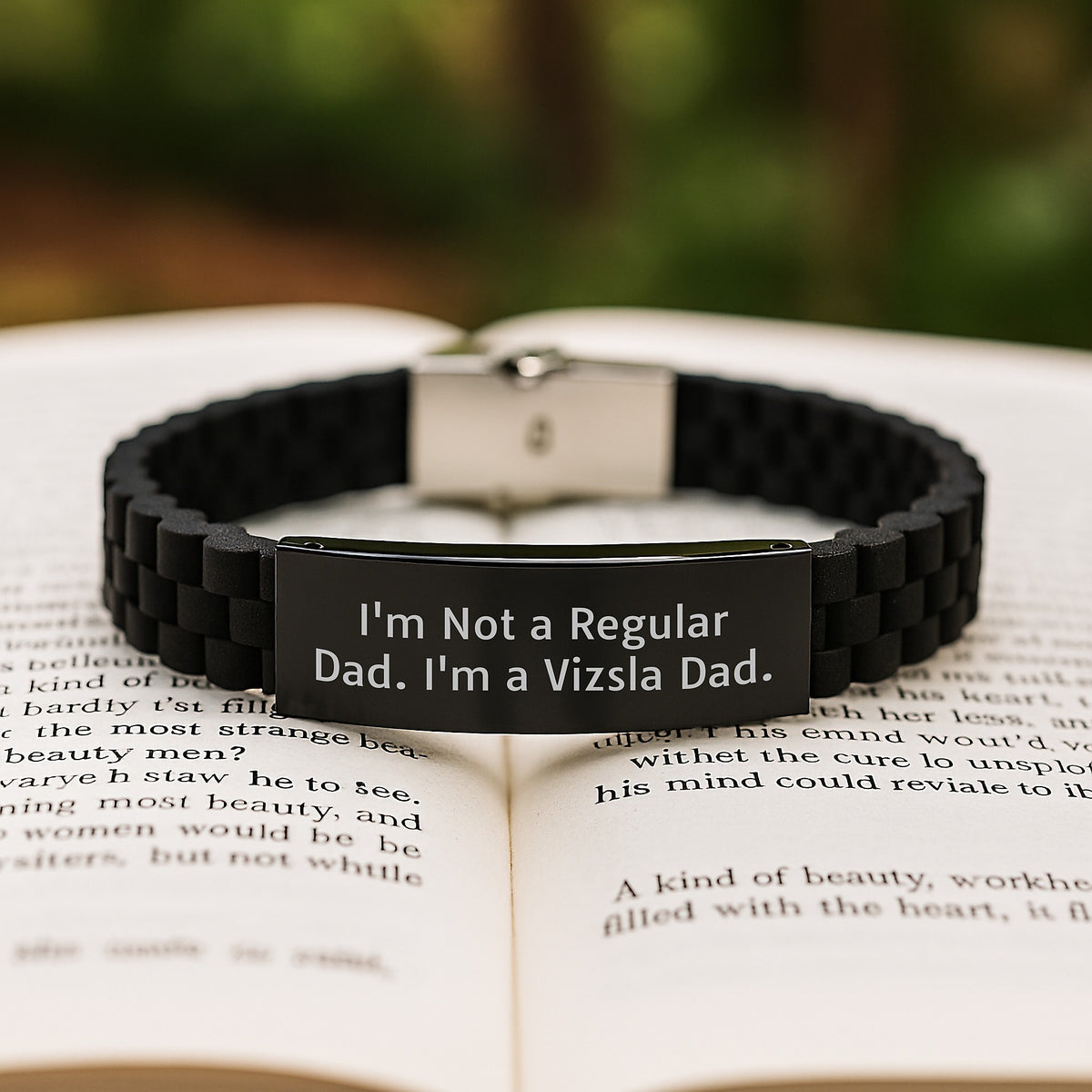 Funny Vizsla Dad Valentine's Unique Gift Glide lock Clasp Bracelet for Men from Family - Image 2