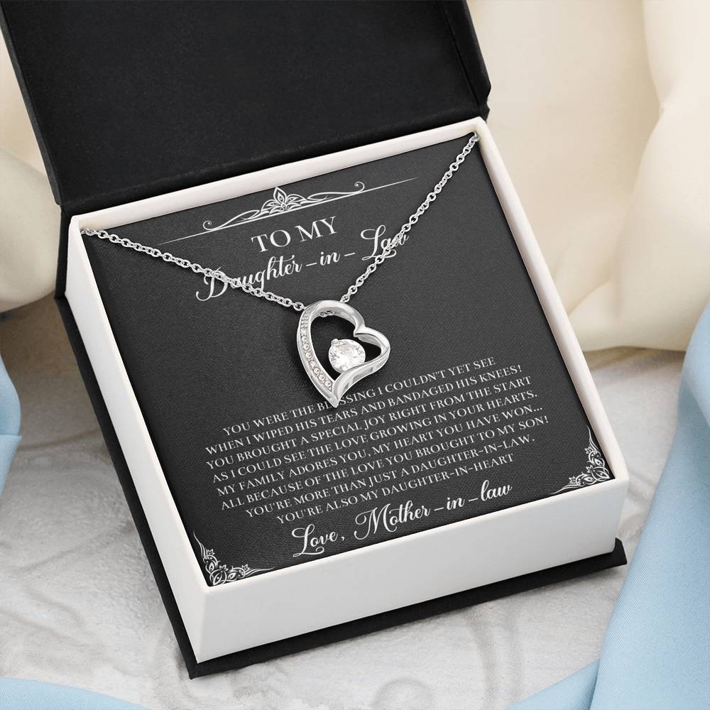 To My Daughter-in-law Gifts, Circle of Strength and Love, Forever Love Heart Necklace For Women, Birthday Present Idea From Mother-in-law
