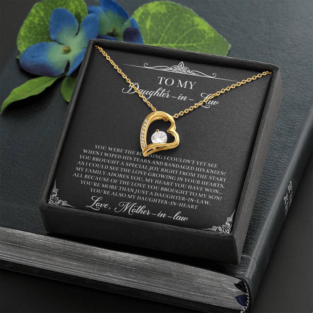 To My Daughter-in-law Gifts, Circle of Strength and Love, Forever Love Heart Necklace For Women, Birthday Present Idea From Mother-in-law