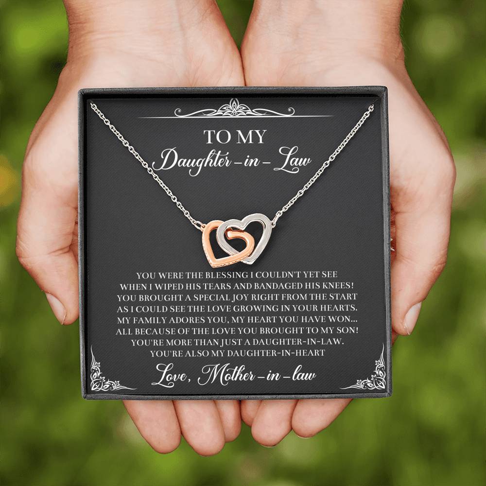 To My Daughter-in-law Gifts, Circle of Strength and Love, Interlocking Heart Necklace For Women, Birthday Present Idea From Mother-in-law
