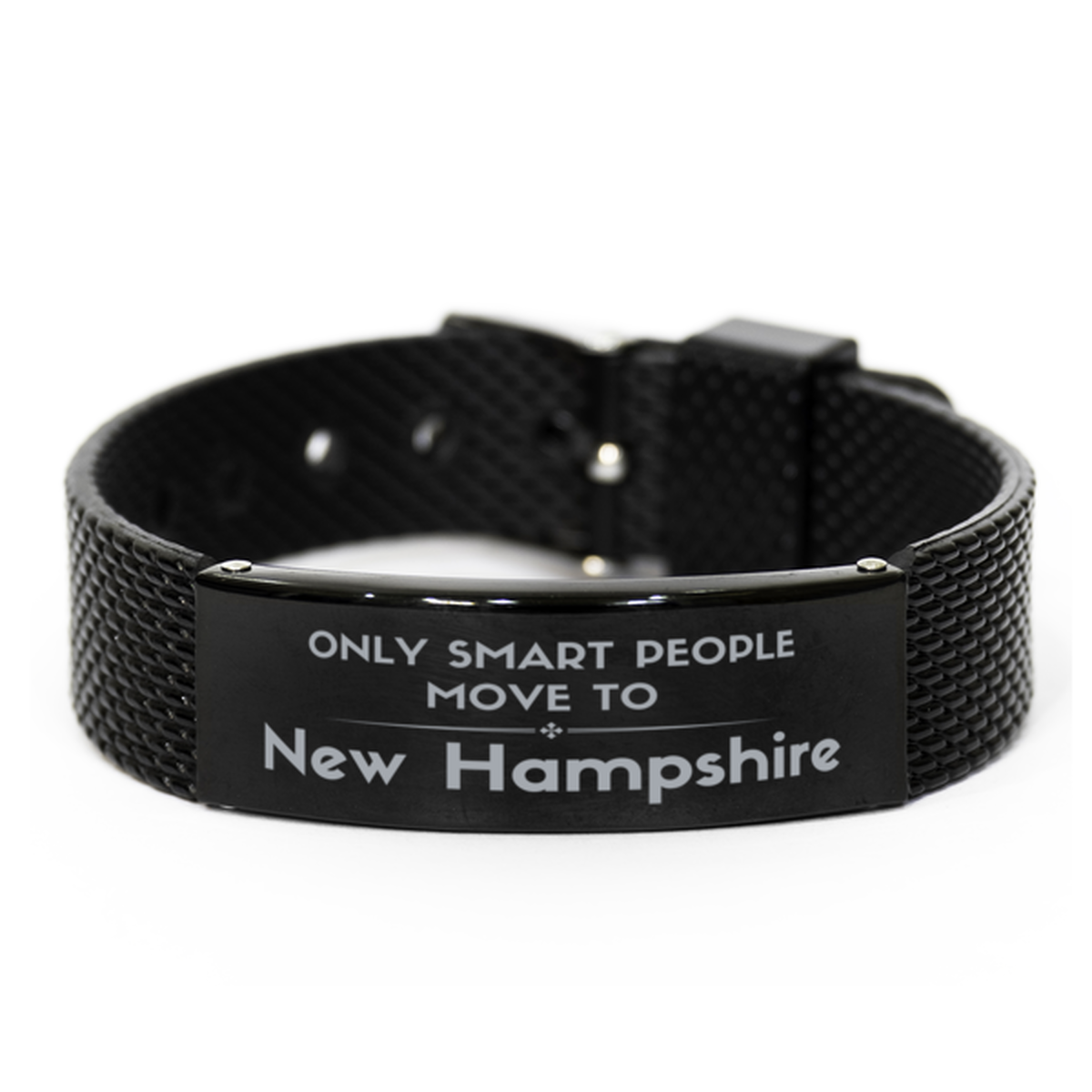 Only smart people move to New Hampshire Black Shark Mesh Bracelet, Gag Gifts For New Hampshire, Move to New Hampshire Gifts for Friends Coworker Funny Saying Quote