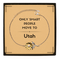 Load image into Gallery viewer, Only smart people move to Utah Sunflower Bracelet, Message Card Gifts For Utah, Move to Utah Gifts for Friends Coworker Funny Saying Quote
